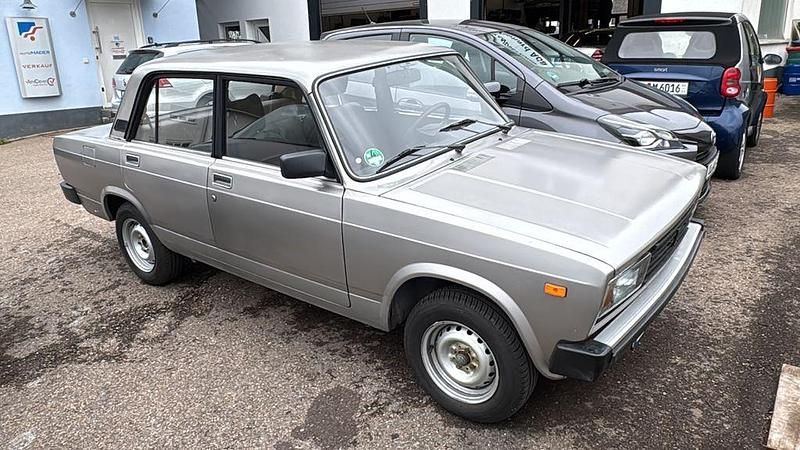 Gebraucht Lada Nova 67 PS (49 kW) 1993 Silber Limousine