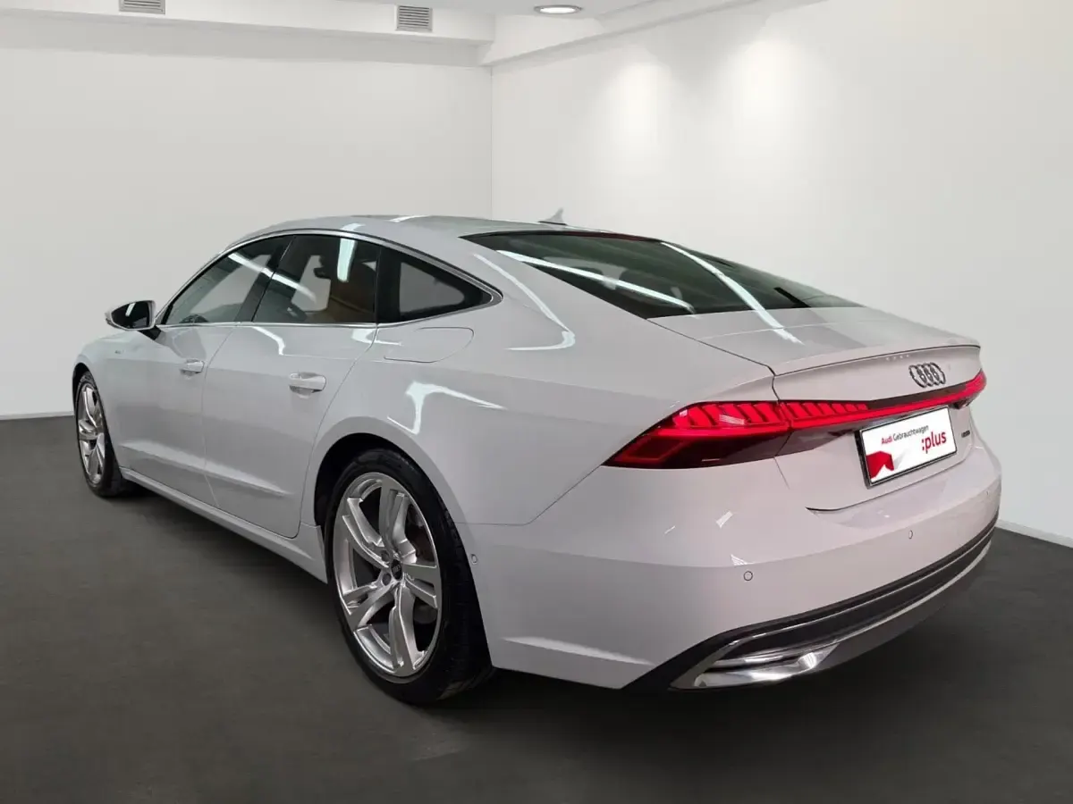 Gebraucht Audi A7 Sportback Ambiente 299 PS (219 kW) 2023 Weiß Kleinwagen