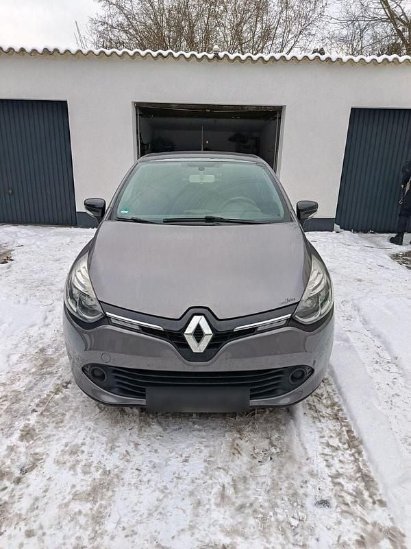 Gebraucht Renault Clio IV Experience 73 PS (53 kW) 2014 Grau Kleinwagen