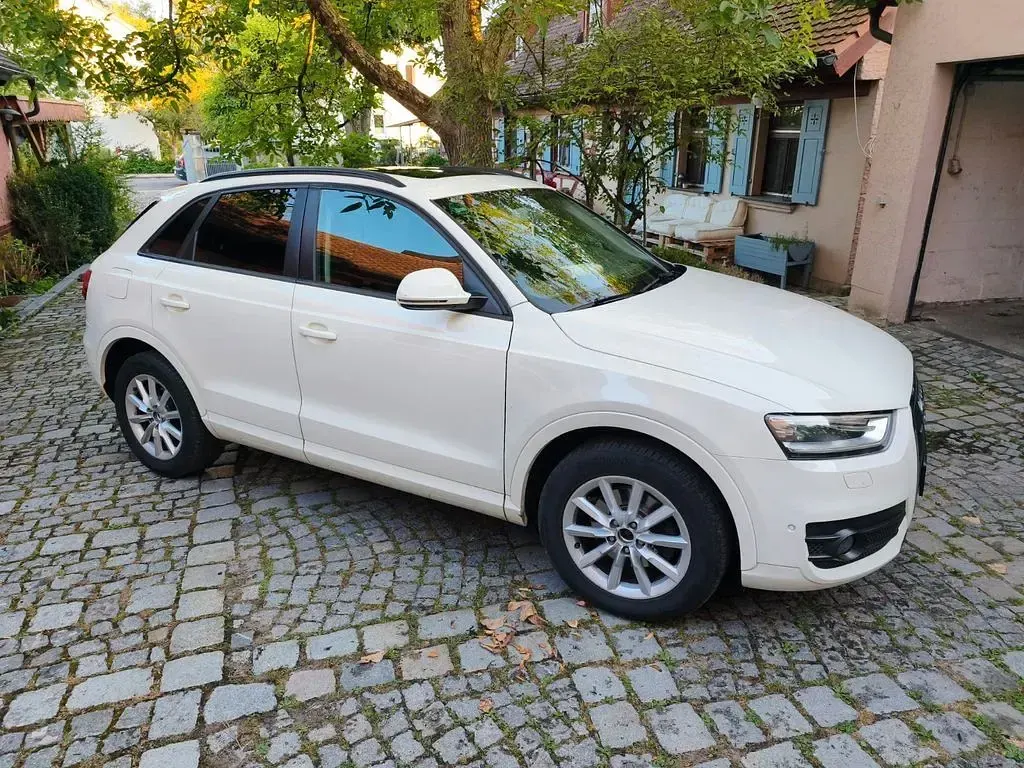 Gebraucht Audi Q3 177 PS (130 kW) 2011 Weiß SUV