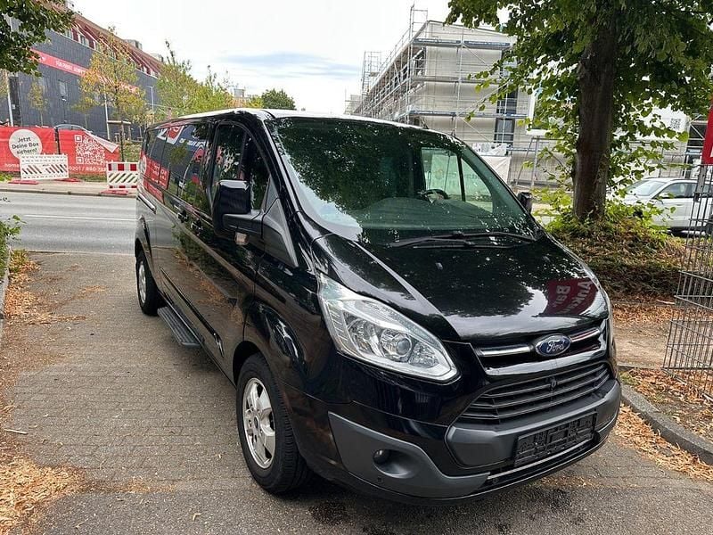 Schwarz Gebraucht 2016 Ford Transit Titanium Kombi | 11.490 € (Superpreis) - Bild 1/4