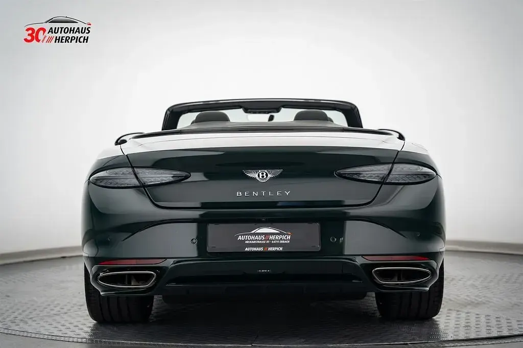 Neu Bentley Continental 782 PS (575 kW) 2025 Grün Cabrio
