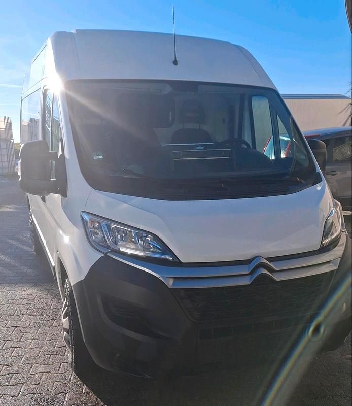 Weiß Gebraucht 2019 Citroën Jumper Van / Kleinbus | 13.000 € (Superpreis) - Bild 1/4