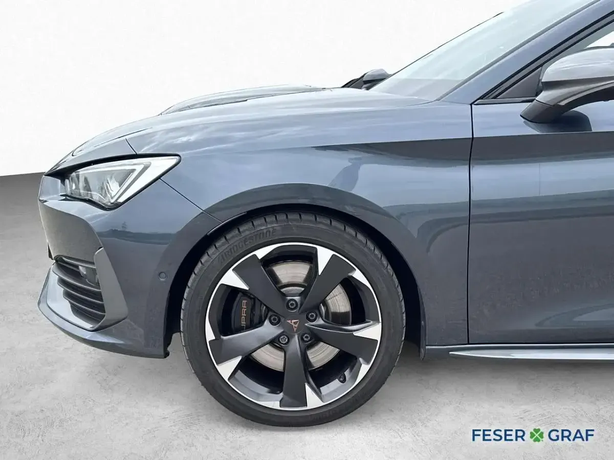 Usata Cupra Leon 245 CV (180 kW) 2023 Grigio Station wagon