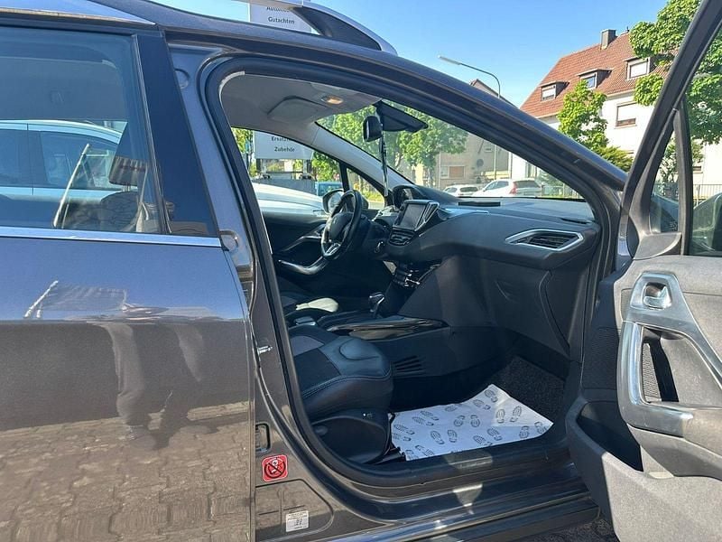 Gebraucht Peugeot 2008 Allure 110 PS (80 kW) 2016 Grau SUV