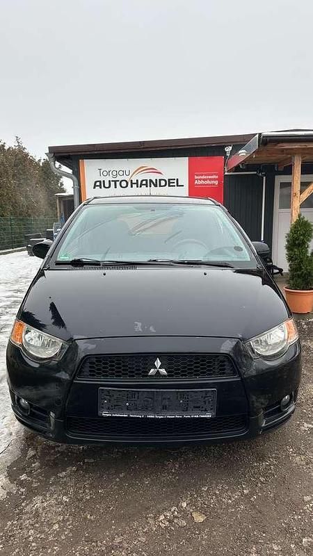 Gebraucht Mitsubishi Colt 95 PS (69 kW) 2012 Astroschwarz (m) Kleinwagen