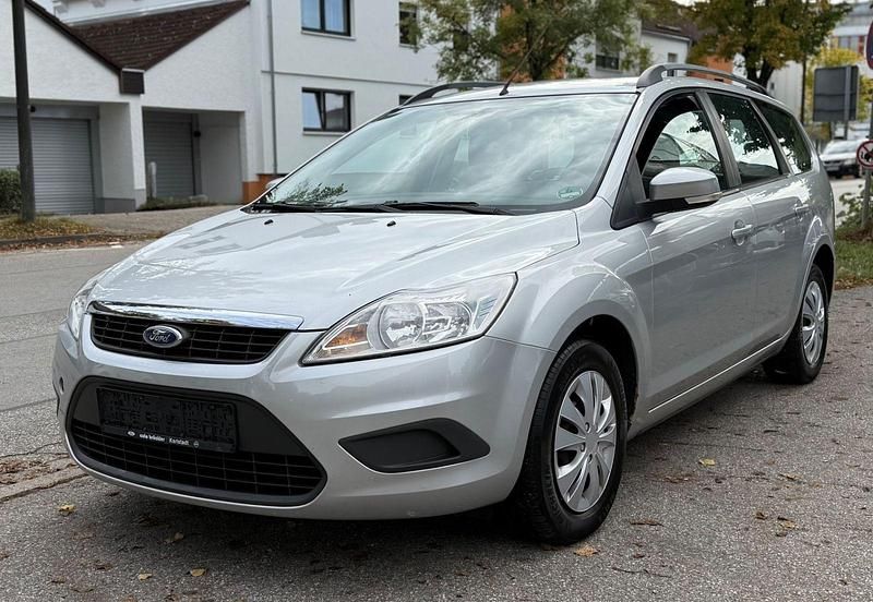 Silber Gebraucht 2009 Ford Focus Style Kombi | 2.490 € (Fairer Preis) - Bild 1/4