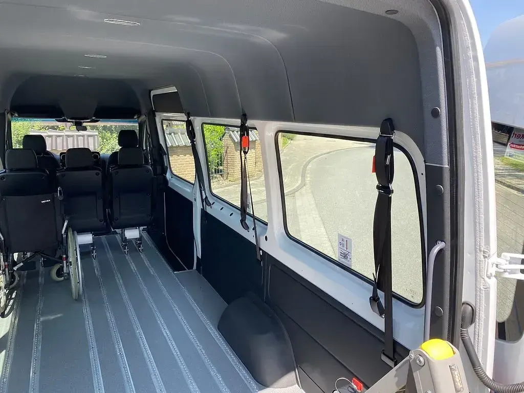 Neu Mercedes Sprinter 150 PS (110 kW) 2026 Weiß Van