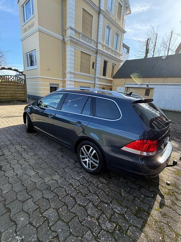 Gebraucht VW Golf V 160 PS (117 kW) 2009 Blau Kombi