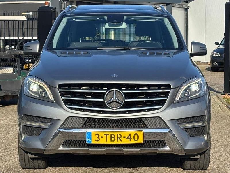 Gebraucht Mercedes ML250 AMG 204 PS (150 kW) 2014 Grau SUV
