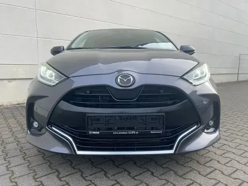 Gebraucht Mazda 2 92 PS (67 kW) 2022 Lead grey Kleinwagen