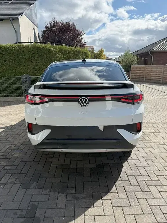 Gebraucht VW ID.5 Pro Performance 150 kW (204 PS) 2023 Weiß SUV