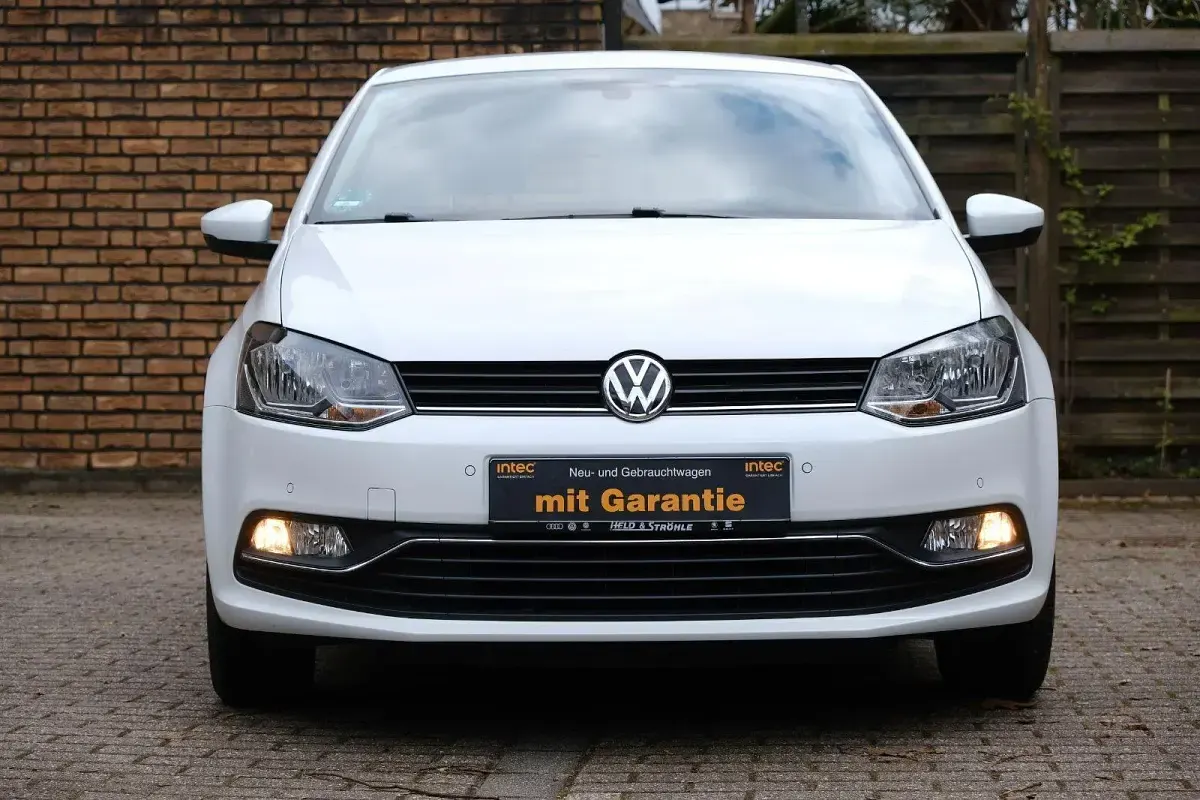 Usata VW Polo 90 CV (66 kW) 2016 Bianco Utilitaria