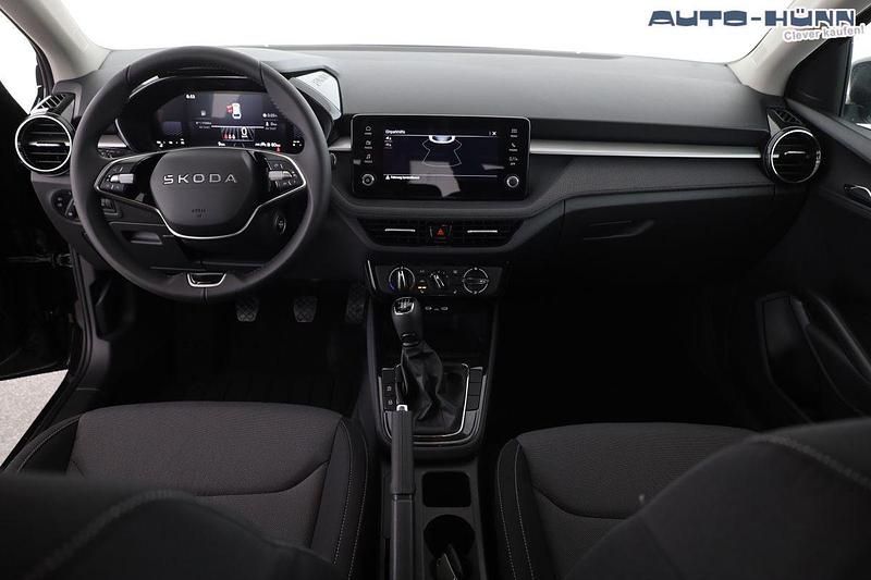 Neu Skoda Fabia Selection 95 PS (69 kW) 2026 Black magic perleffekt Limousine