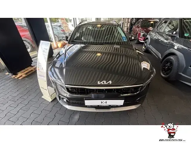 Neu Kia K4 Spirit 150 PS (110 kW) 2026 Grau Kombi