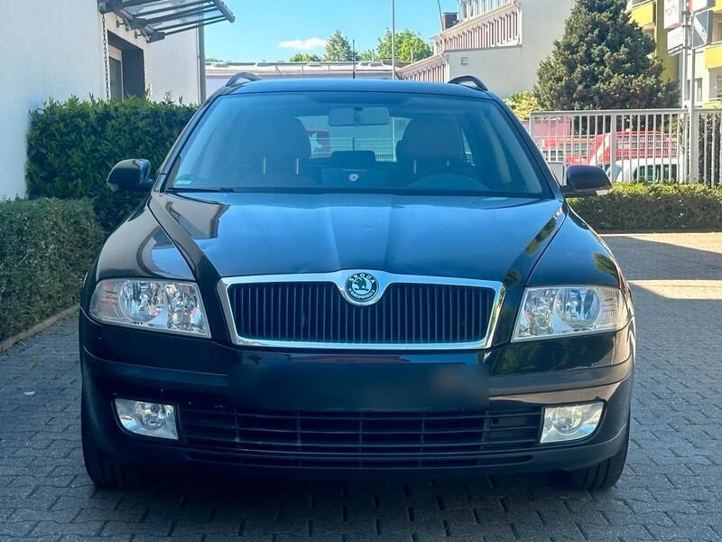Schwarz Gebraucht 2008 Skoda Octavia Kombi | 2.000 € (Guter Preis) - Bild 1/4