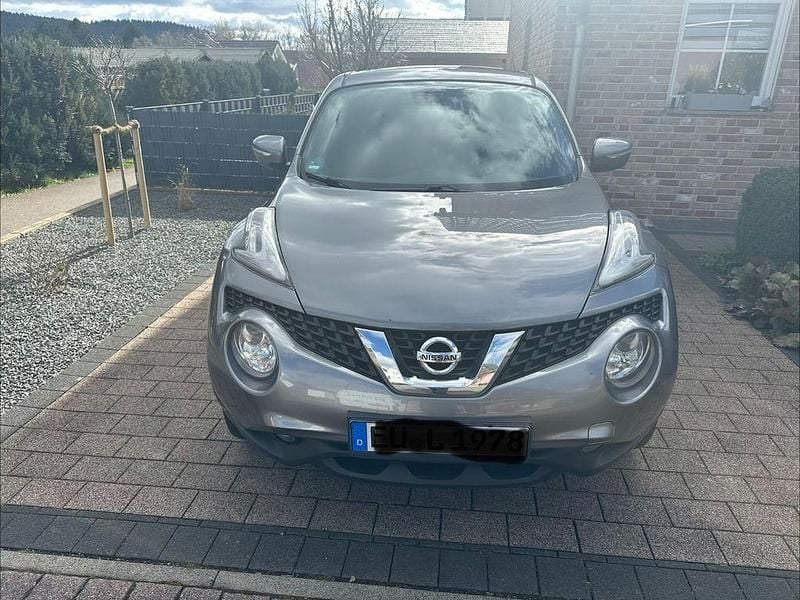 Gebraucht Nissan Juke Tekna 110 PS (80 kW) 2015 Grau SUV