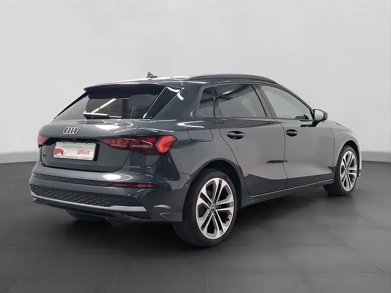 Gebraucht Audi A3 Sportback e-tron S-Line 204 PS (150 kW) 2025 Grau Kleinwagen