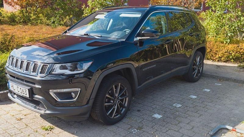 Schwarz Gebraucht 2018 Jeep Compass Limited SUV | 14.700 € (Guter Preis) - Bild 1/4