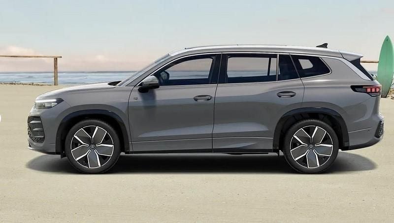 Gebraucht VW Tayron R-line 265 PS (194 kW) 2025 Grau SUV