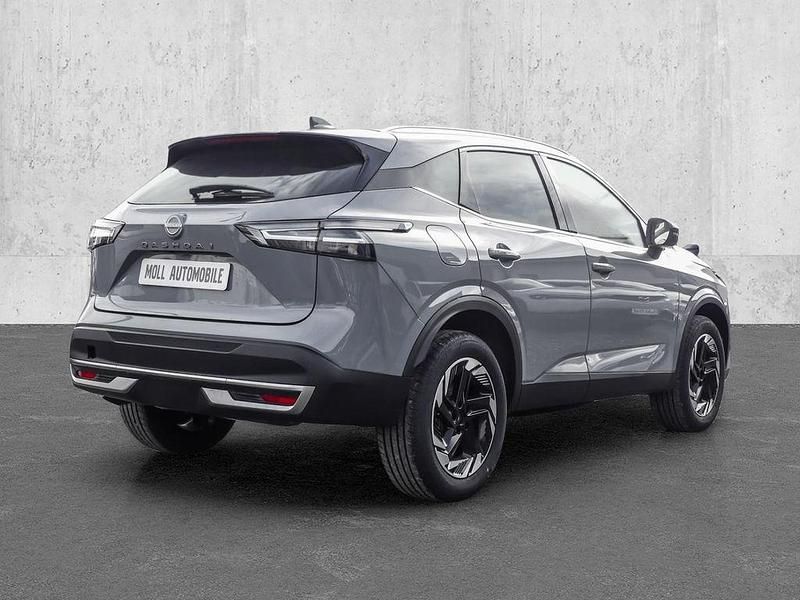 Neu Nissan Qashqai N-Connecta 140 PS (102 kW) 2026 Grau SUV