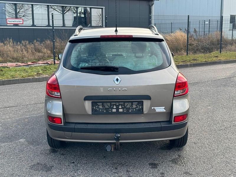 Gebraucht Renault Clio II Authentique 75 PS (55 kW) 2009 Grau Limousine