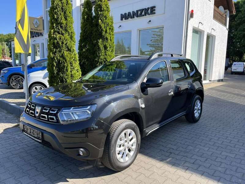 Perlmuttschwarz metallic Gebraucht 2021 Dacia Duster Comfort SUV | 13.990 € (Fairer Preis) - Bild 1/4