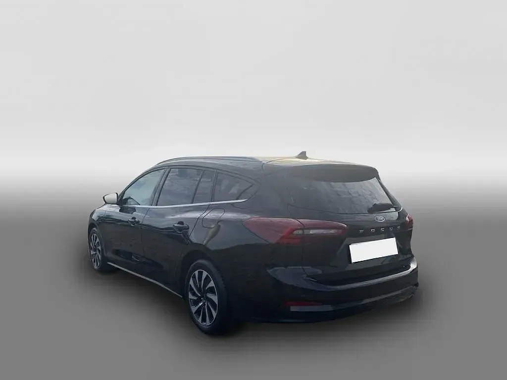 Gebraucht Ford Focus Titanium 125 PS (91 kW) 2024 Schwarz