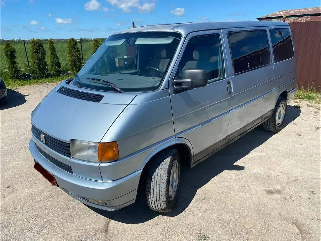 Gebraucht VW T4 77 PS (56 kW) 1994 Blau Van