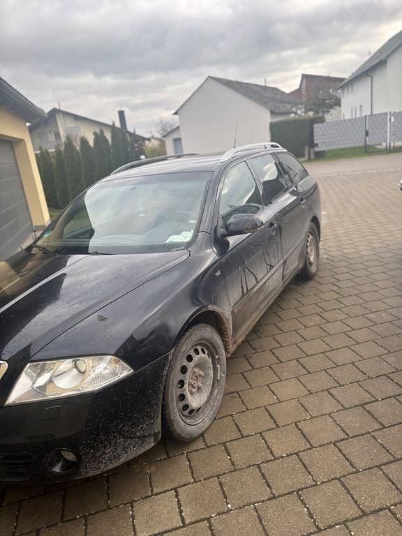 Schwarz Gebraucht 2007 Skoda Octavia RS Kombi | 1.600 € (Superpreis) - Bild 1/4