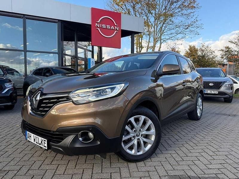 Braun Gebraucht 2017 Renault Kadjar Experience SUV | 11.490 € (Guter Preis) - Bild 1/4