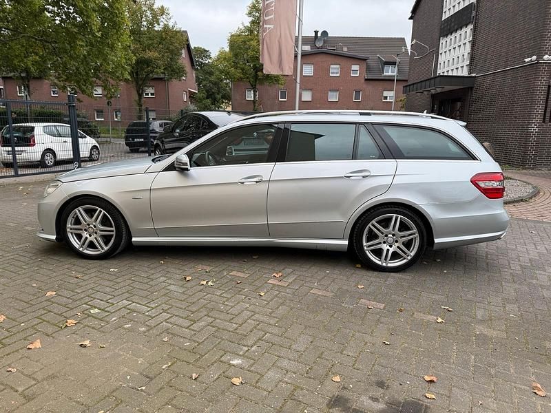 Gebraucht Mercedes E350 AMG 265 PS (194 kW) 2010 Silber Kombi