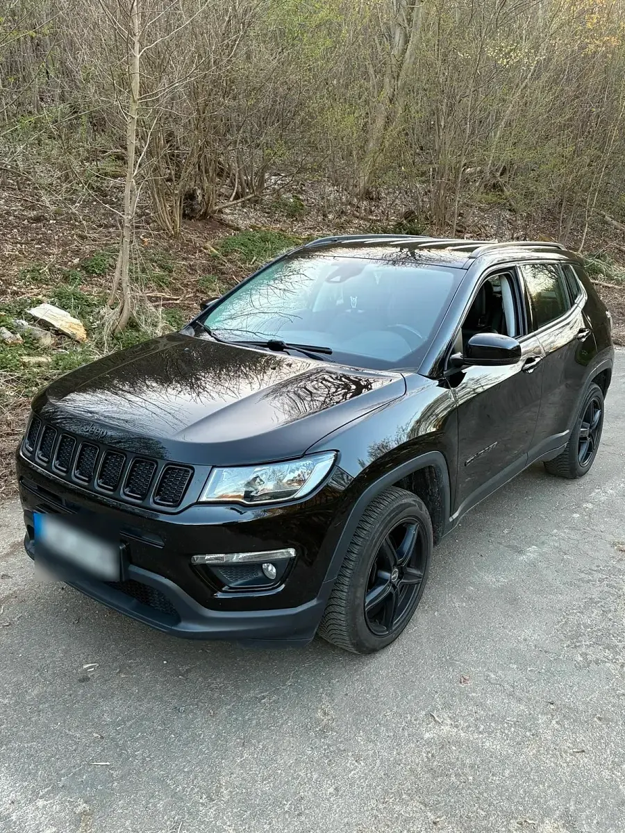 Occasion Jeep Compass Night Eagle 140 ch (102 kW) 2019 Noir SUV