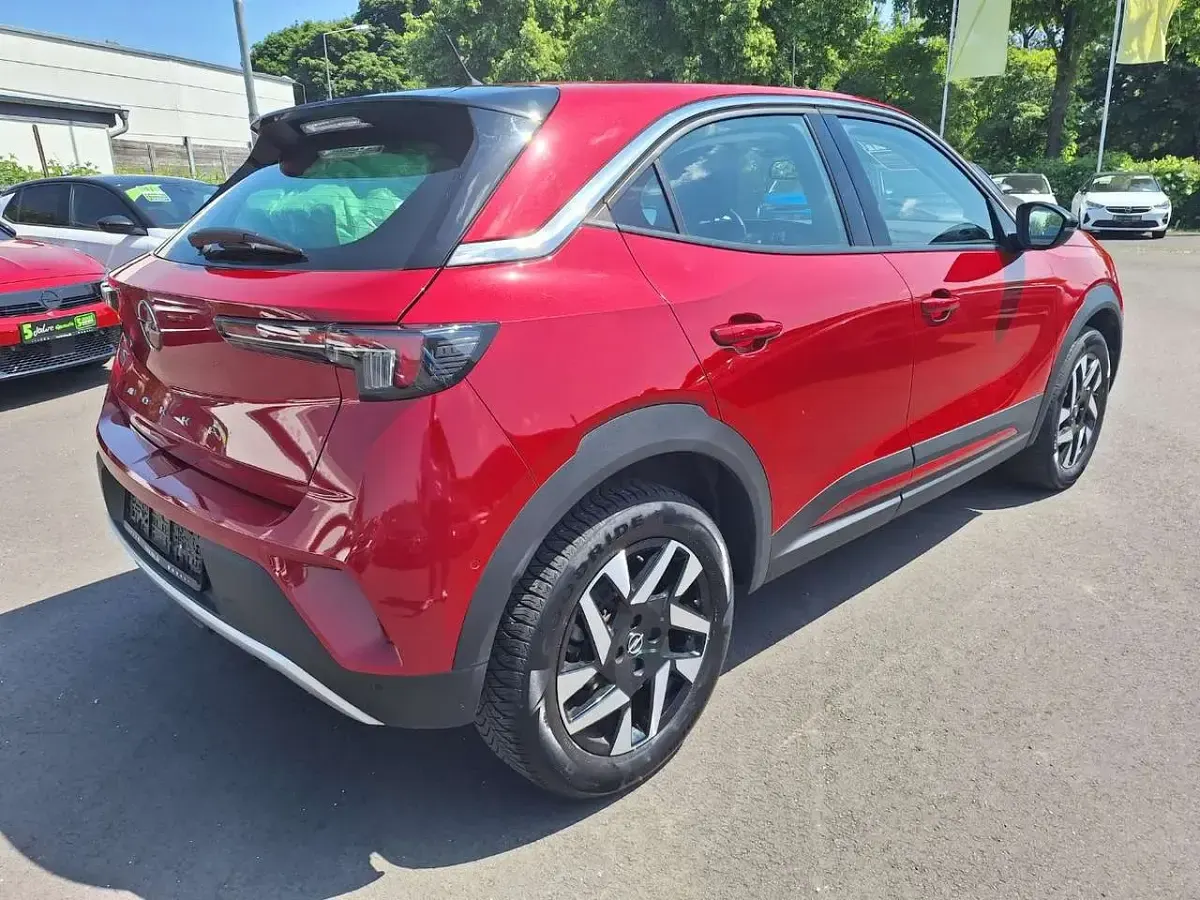 Gebraucht Opel Mokka Elegance 101 PS (74 kW) 2023 Kosmos rot SUV