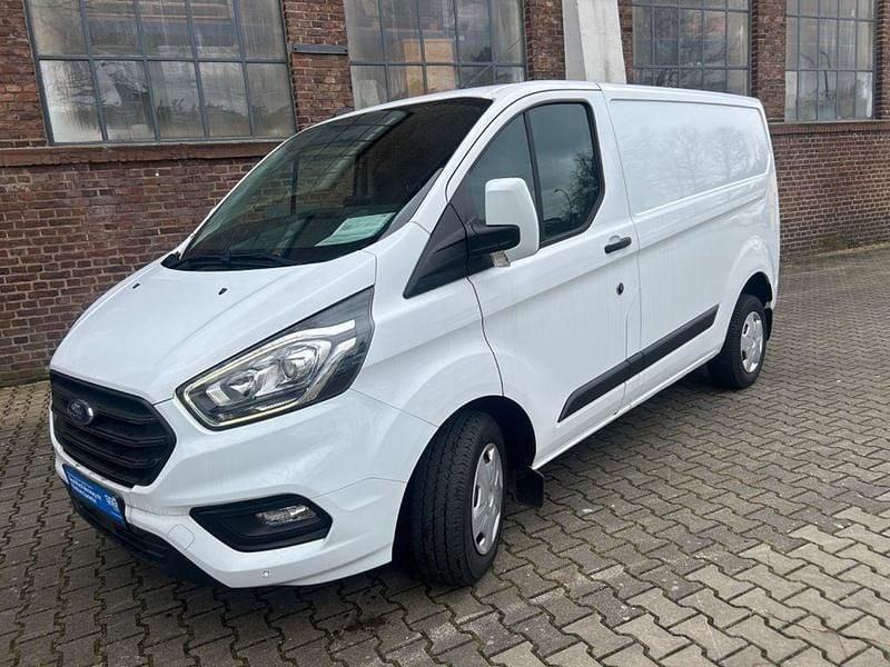 Gebraucht Ford Transit Custom 131 PS (96 kW) 2019 Weiß Van / Kleinbus