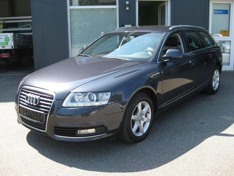 Grau Gebraucht 2011 Audi A6 Business Kombi | 7.495 € (Superpreis) - Bild 1/4