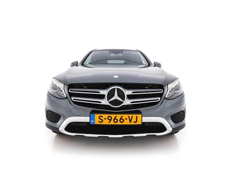 Gebraucht Mercedes GLC350 Premium Plus 326 PS (239 kW) 2017 Grau SUV