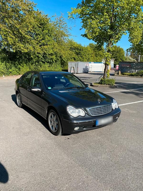 Gebraucht Mercedes C240 Elegance 170 PS (125 kW) 2001 Andere farben Limousine