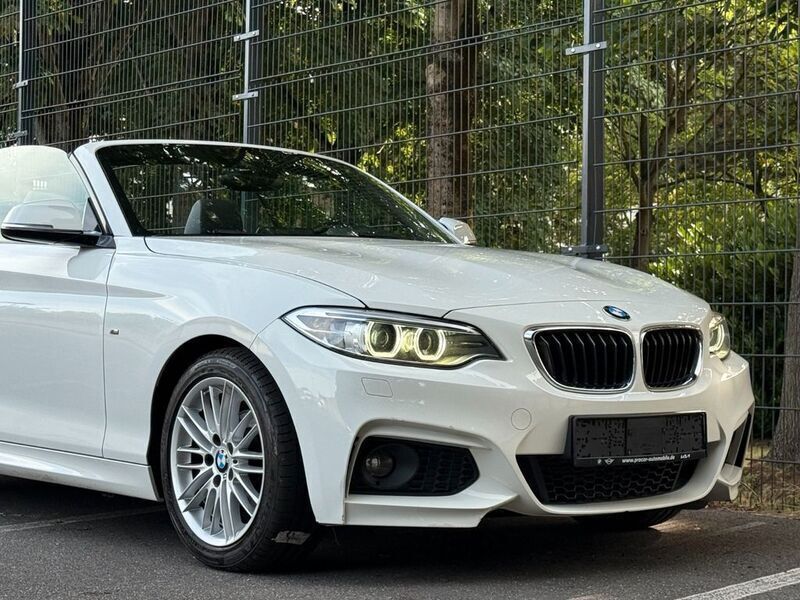 Weiß Gebraucht 2016 BMW 218 M Sport Cabrio | 18.990 € (Teuer) - Bild 1/4