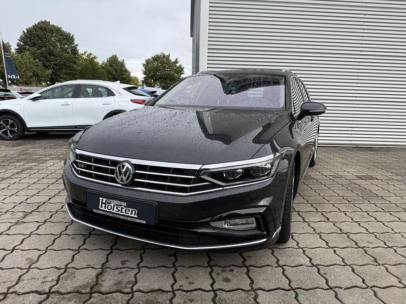 Manganese gray metallic Gebraucht 2020 VW Passat Elegance Kombi | 23.890 € (Etwas zu teuer) - Bild 1/4