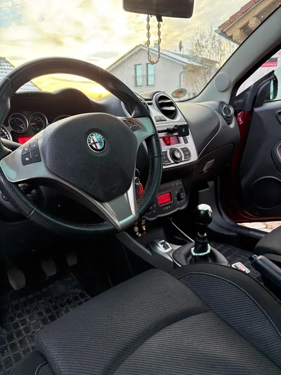 Gebraucht Alfa Romeo MiTo 95 PS (69 kW) 2011 Rot Kleinwagen