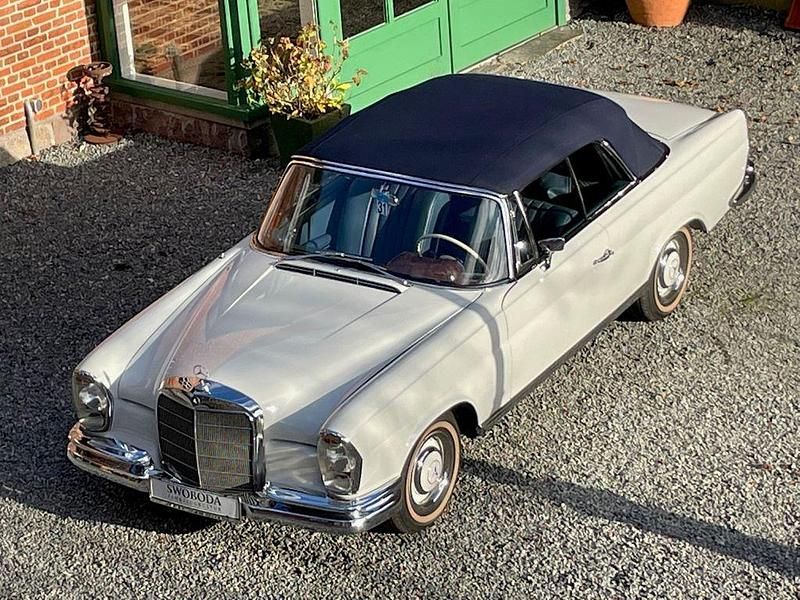 Gebraucht Mercedes 220 SE 120 PS (88 kW) 1963 Weiß Cabrio