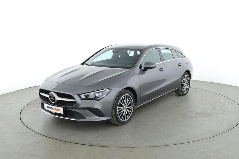 Grau Gebraucht 2020 Mercedes CLA200 Shooting Brake Progressive Kombi | 25.230 € (Fairer Preis) - Bild 1/3