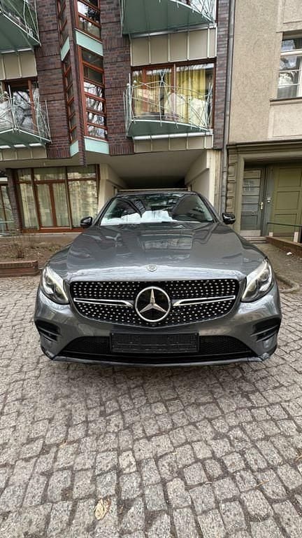Gebraucht Mercedes GLC350 AMG line 258 PS (189 kW) 2017 Grau SUV