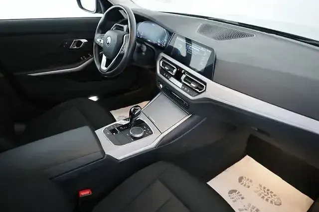 Occasion BMW 330e Advantage 252 ch (185 kW) 2022 Gris Break