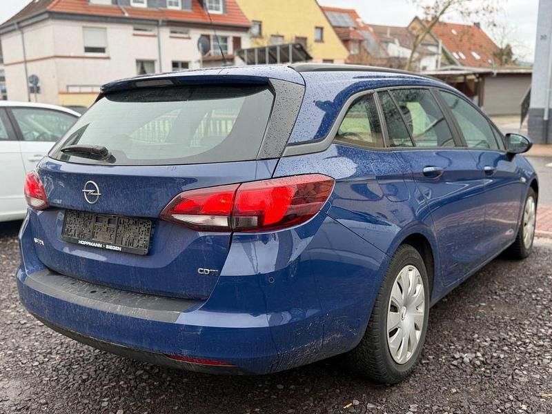 Gebraucht Opel Astra Edition 101 PS (74 kW) 2018 Kombi