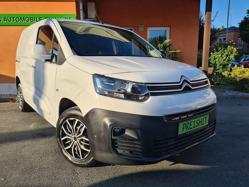 Weiß Gebraucht 2020 Citroën Berlingo PureTech Van / Kleinbus | 11.950 € (Superpreis) - Bild 1/4