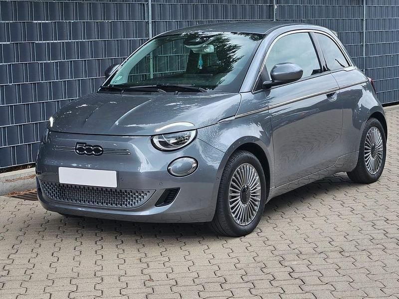 Grau Gebraucht 2023 Fiat 500e Kleinwagen | 15.500 € (Superpreis) - Bild 1/4