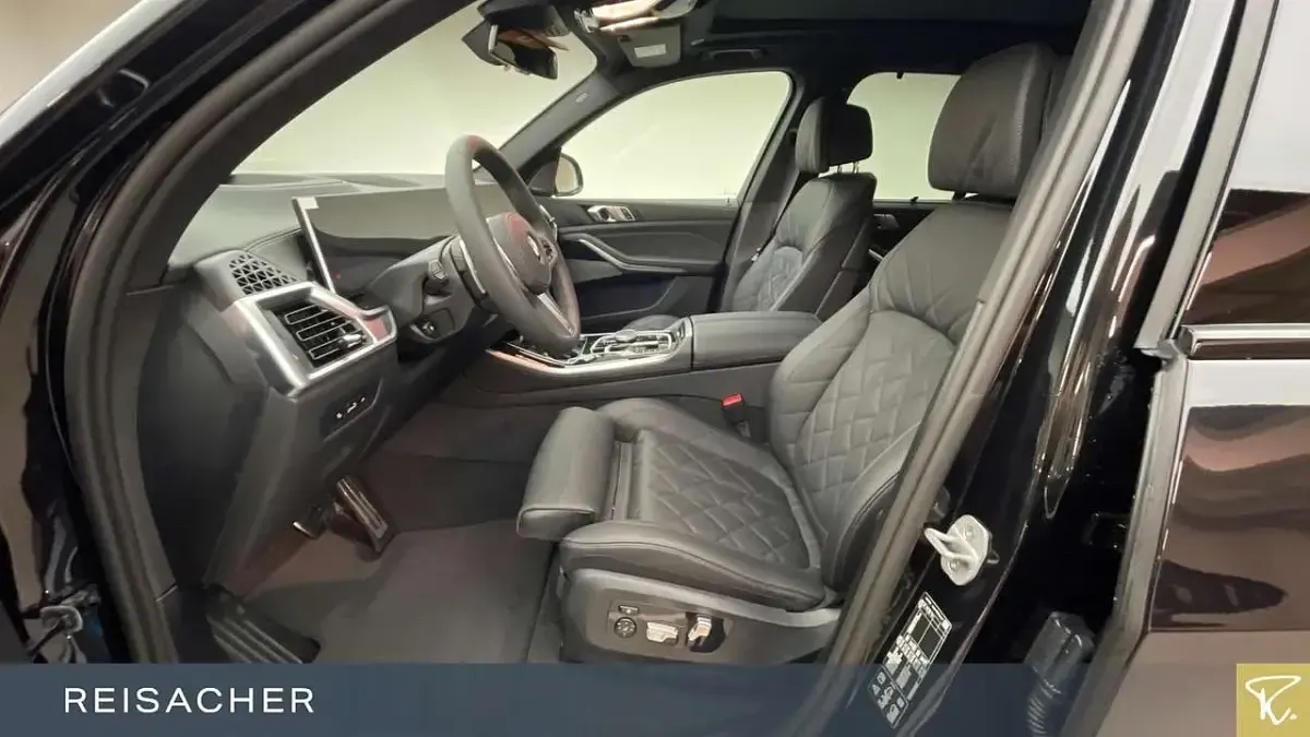 Neu BMW X5 Performance 352 PS (258 kW) 2026 Saphirschwarz metallic SUV