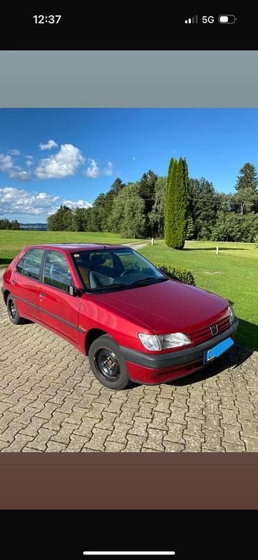 Rot Gebraucht 1995 Peugeot 306 Kleinwagen | 300 € - Bild 1/3